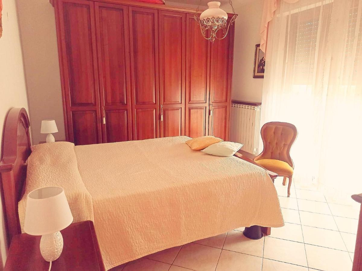 Il Tulipano Apartment Сан Бартоломео ал Маре Екстериор снимка