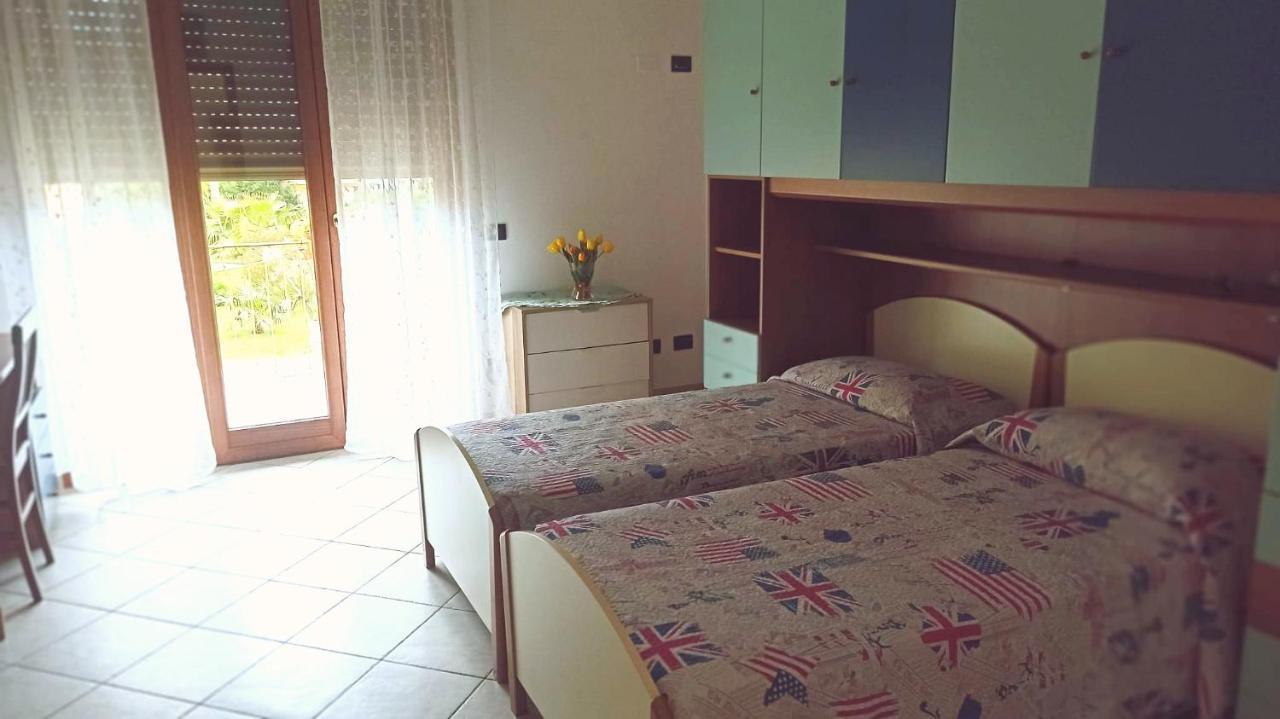Il Tulipano Apartment Сан Бартоломео ал Маре Екстериор снимка